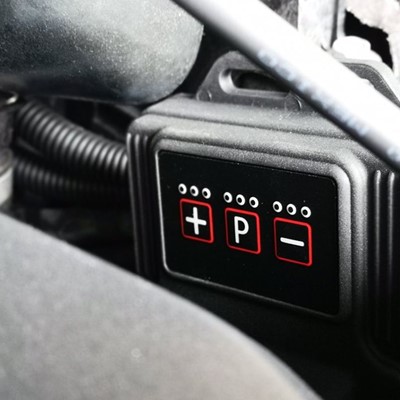 BMW X7 40I Tuning Maxhaust Pedalbox 4