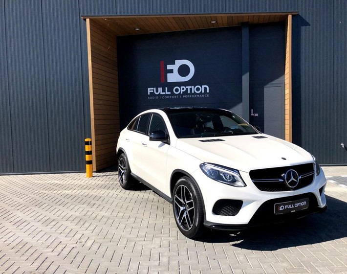 Mercedes GLE Met Internet TV En 4G Router (1)